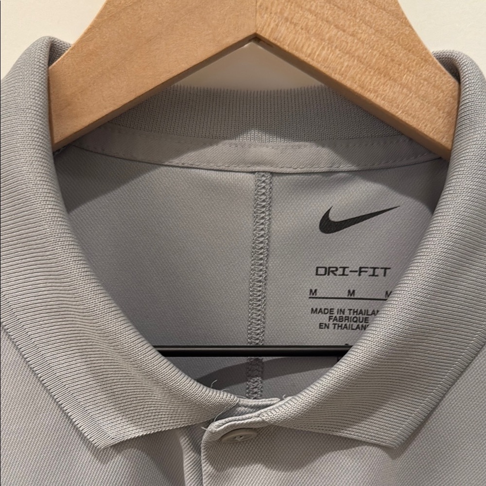Nike Men's Gray Golf Polo Shirt Dri-Fit (Medium) - Picture 3 of 6